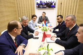 Алексей Русских и руководство AB InBev Efes обсудили перспективы развития предприятия в регионе